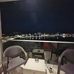 Hotel White Boutique Hotel- *