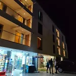White Boutique Hotel-