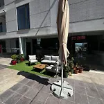 Hotel White Boutique Hotel- *