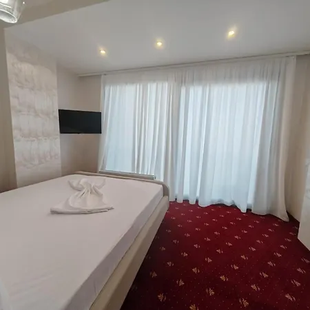 Hotel White Boutique Hotel-