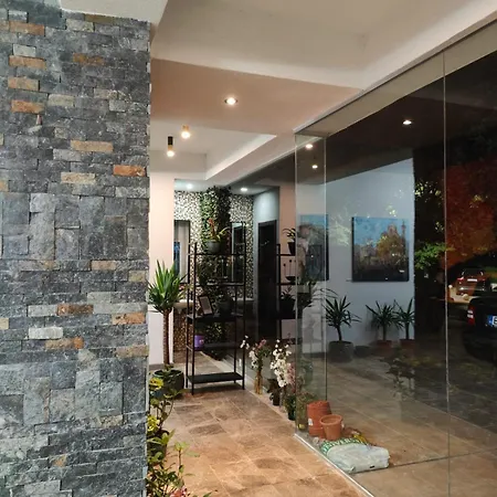 فندق White Boutique Hotel-