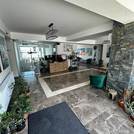 Hotel White Boutique Hotel-