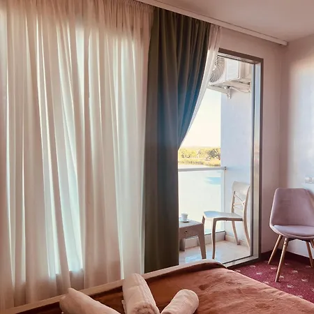 White Boutique Hotel- Hotel