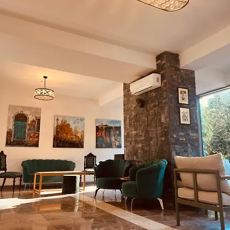 White Boutique Hotel- Hotel Eforie Nord