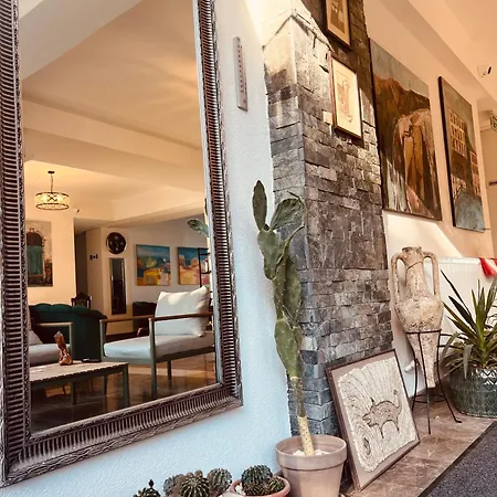 Hotel White Boutique Hotel-