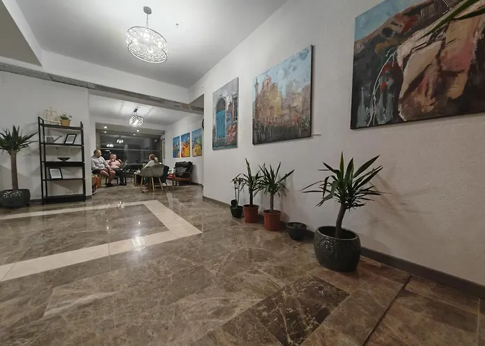 Szálloda White Boutique Hotel- *