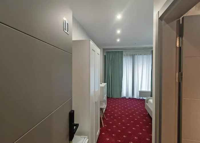 White Boutique Hotel- Szálloda Észak-Eforie