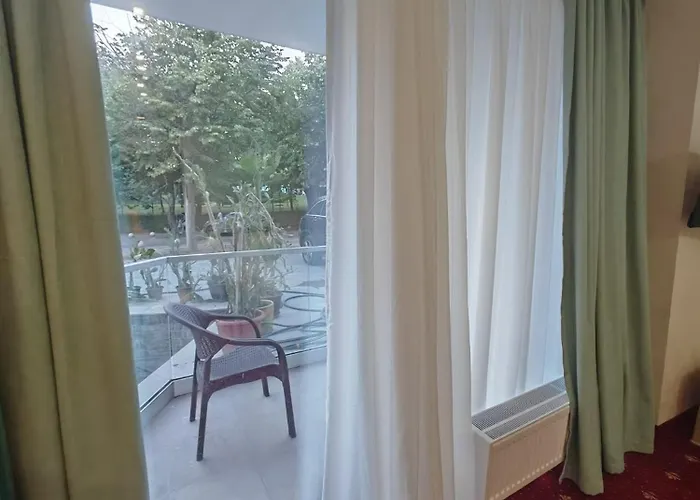 Szálloda White Boutique Hotel- *