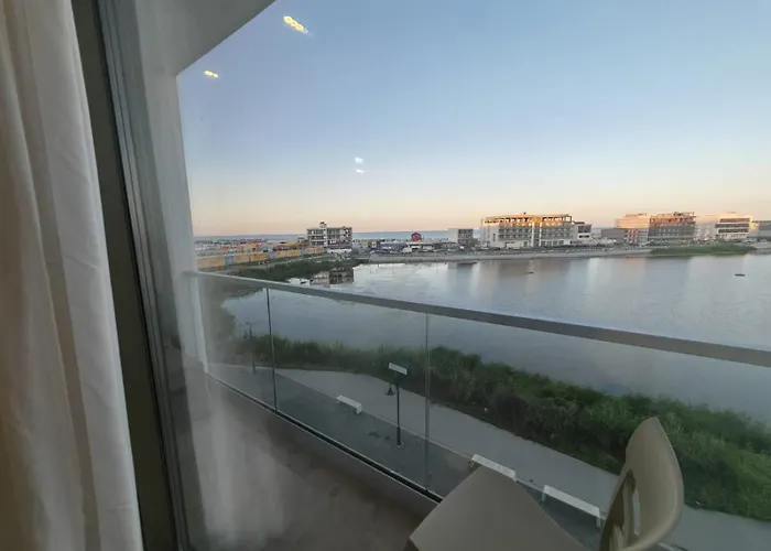 Szálloda White Boutique Hotel- Észak-Eforie