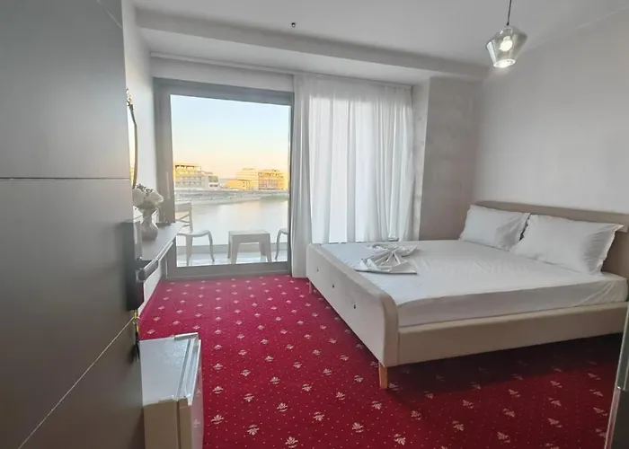 White Boutique Hotel- Szálloda *