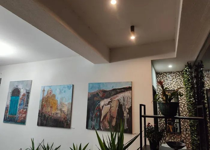 White Boutique Hotel- Szálloda *