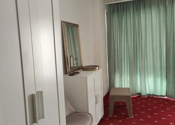 White Boutique Hotel- Szálloda *